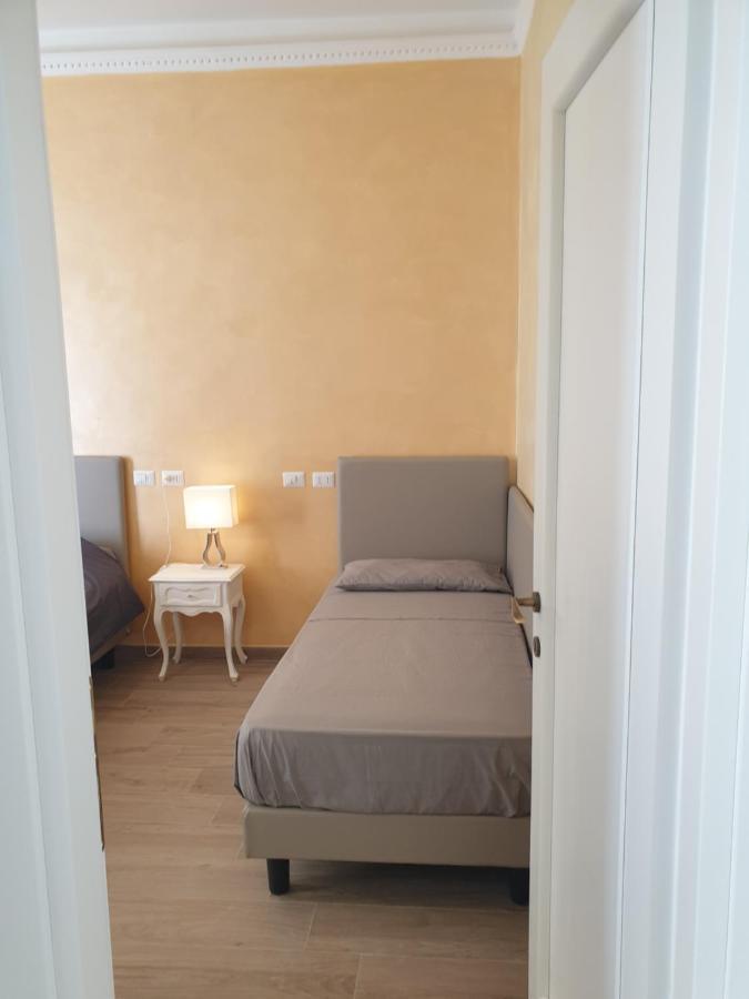 Bed and Breakfast Lombardo Roma Exterior foto