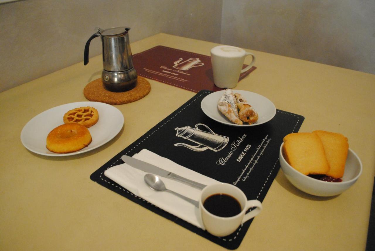 Bed and Breakfast Lombardo Roma Exterior foto