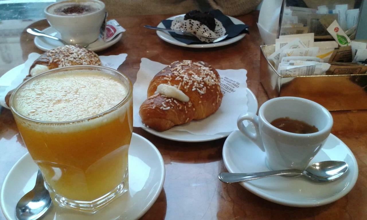 Bed and Breakfast Lombardo Roma Exterior foto